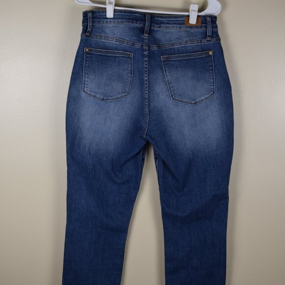 Judy Blue Boyfriend Fit Cropped Straight Leg Lightwash Denim Jeans Casual - 9/29 - Picture 2 of 8